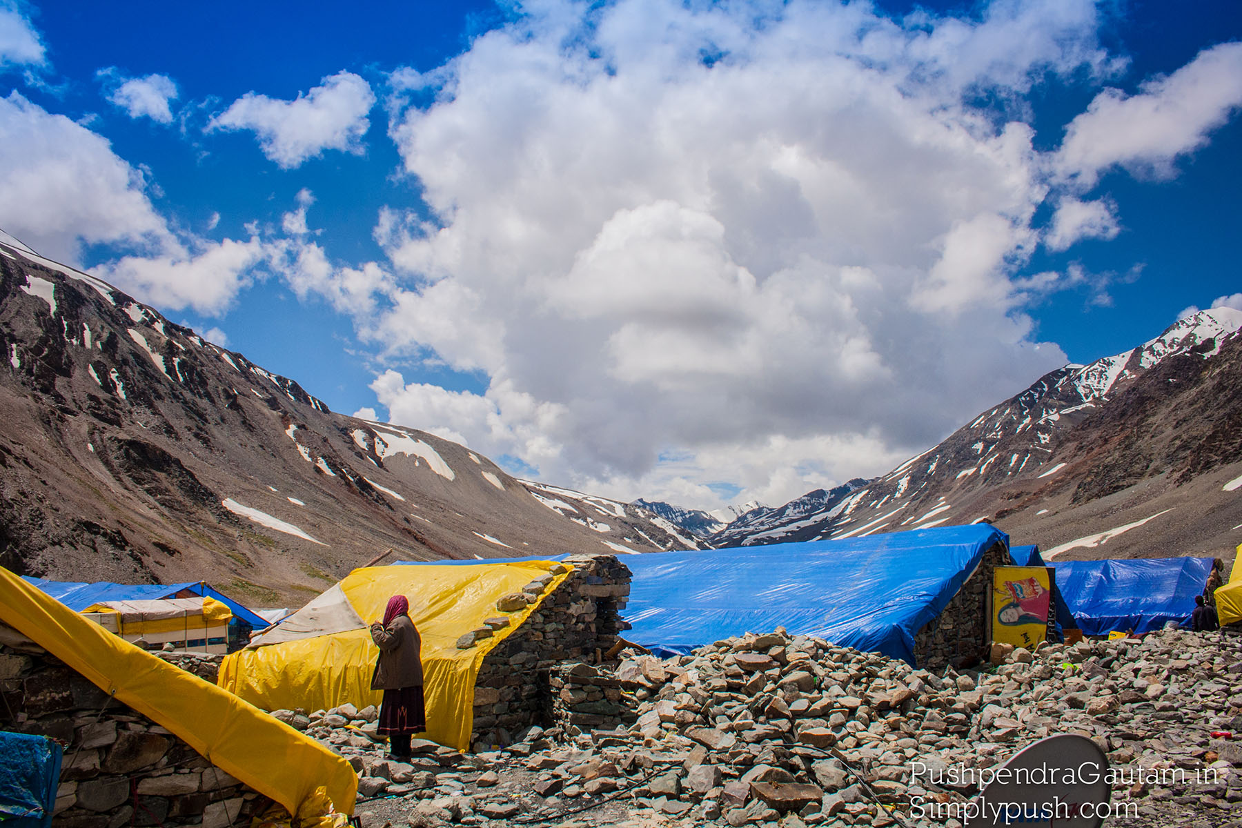 Leh-manali-road-trip-pics-manali-leh-route-plan-how-to-plan-a-trip-to-leh-manali-highway-on-bike-pushpendragautam-pics-event-photographer-india